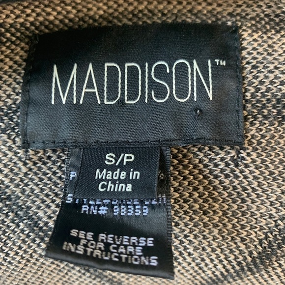 Madison S/P Open Style Shrug Poncho - Picture 7 of 9